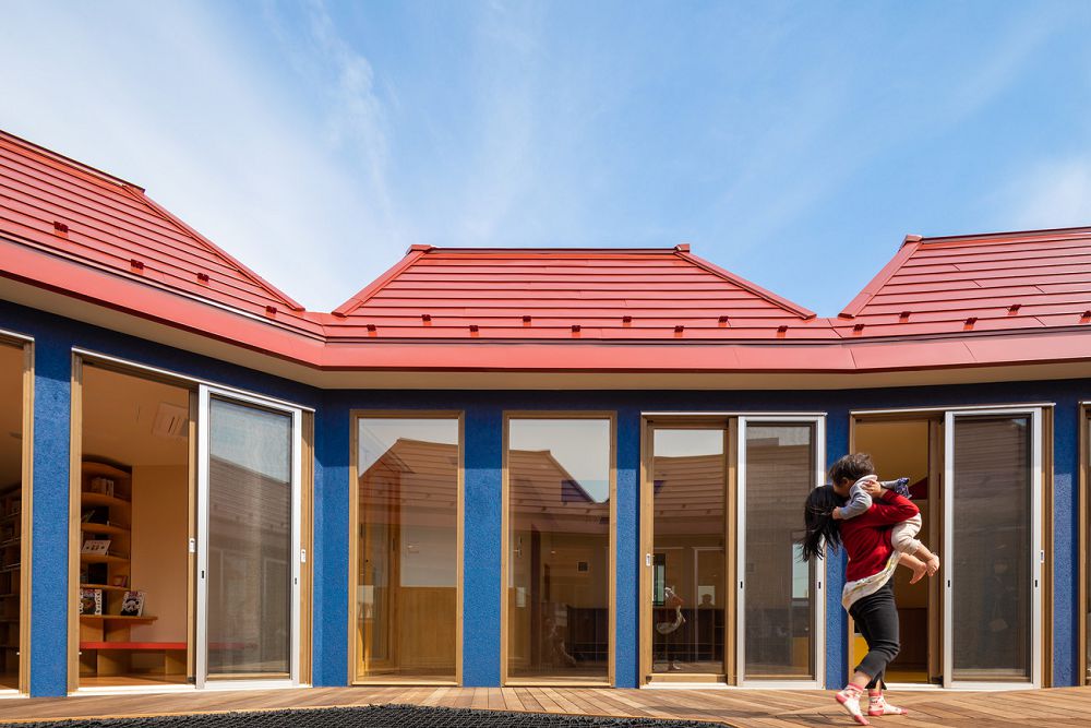 幼稚園也是遊樂園！teamLab建築操刀日本「キッズラボ南流山園」創意學習空間