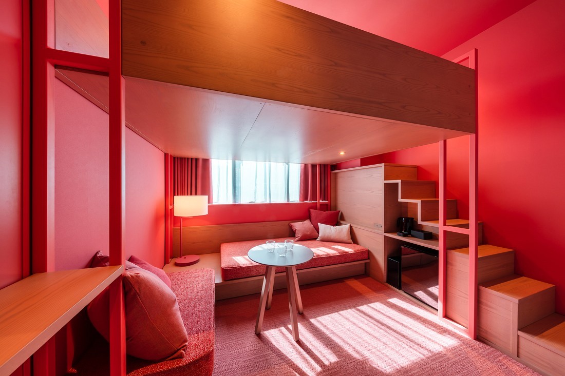 東京色彩設計旅館toggle hotel！住進如Pantone年度色票的風格旅宿空間