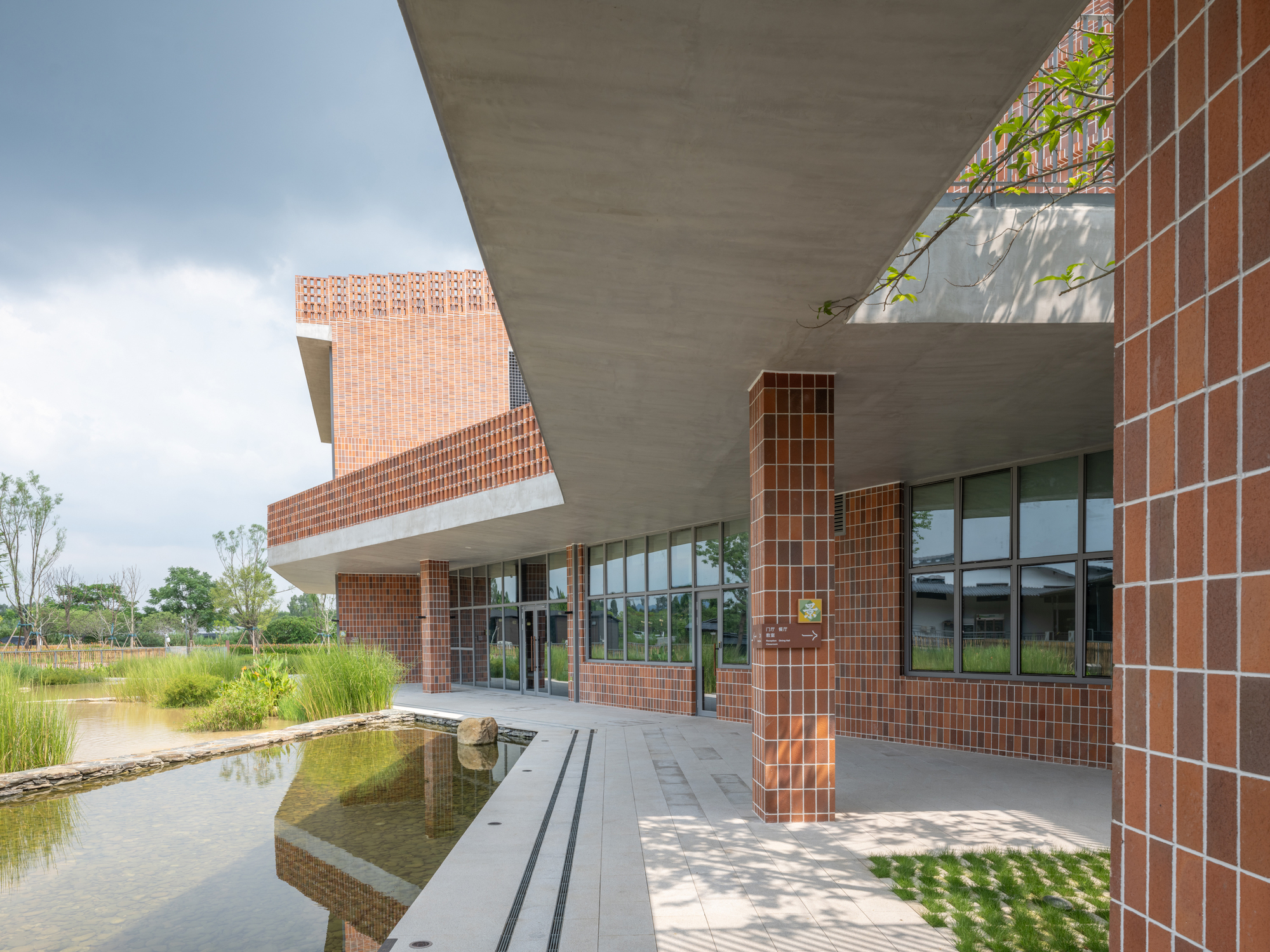 塱头耕学+研学中心 / 非常建筑 - 建筑图, 砖