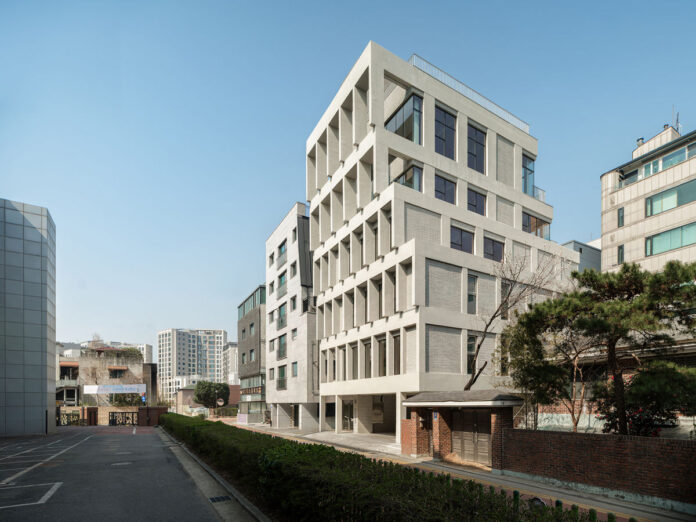 hours-commercial-building-see-architects-cover