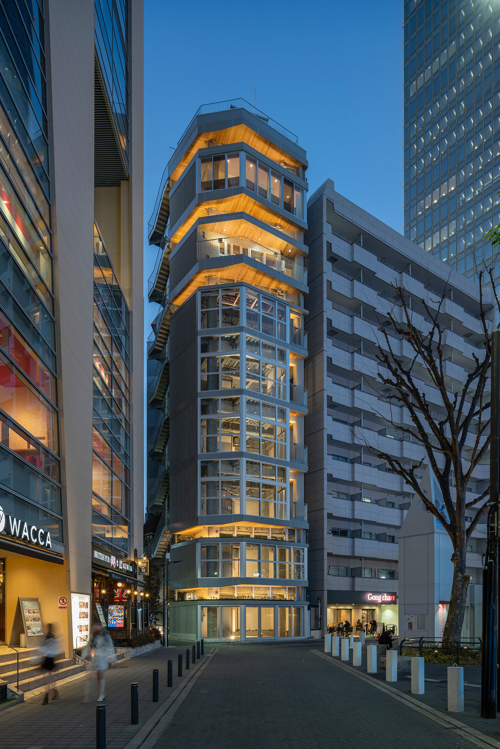 自西南側觀察夜景 ©Tororo Studio 中村 Mayu