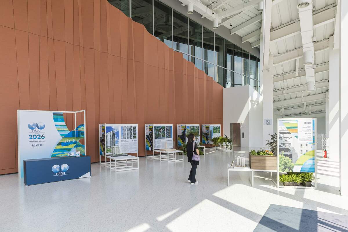 展覽聚焦「Beyond Technology, Toward Humanity」主題，從自然共生、宜居共好、社會住宅與公共建設等面向，呈現臺中城市新未來