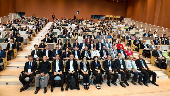 世界不動產聯合會(FIABCI)9月15日在逢甲大學共善樓舉行「Beyond Technology, Toward Humanity」論壇 世界不動產聯合會(FIABCI)9月15日在逢甲大學共善樓舉行「Beyond Technology, Toward Humanity」論壇