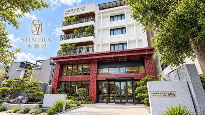 小聰頭SONTRA董事長周健聰從基層服務業起步,帶領品牌建立約60人團隊,預計10月24日在台中迎接水晶旗艦店盛大開幕 小聰頭SONTRA董事長周健聰從基層服務業起步,帶領品牌建立約60人團隊,預計10月24日在台中迎接水晶旗艦店盛大開幕